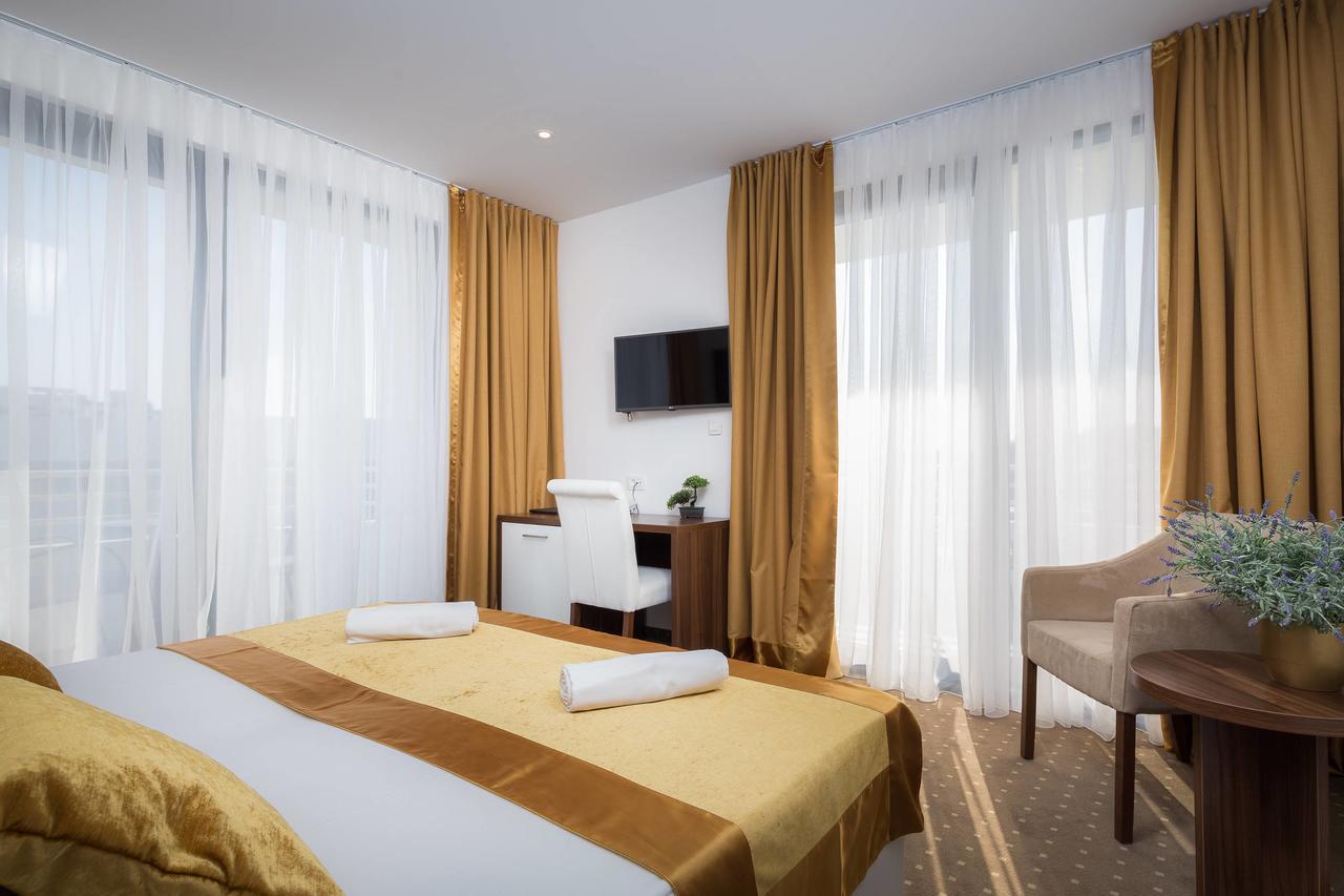 Hotel Perla Rogoznica  Luaran gambar