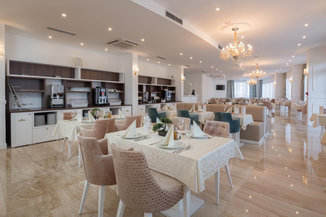 Hotel Perla Rogoznica  Luaran gambar