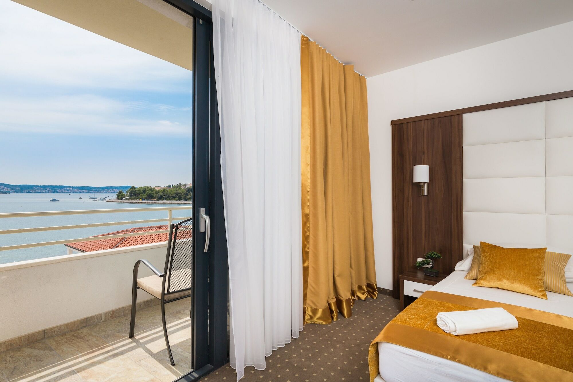 Hotel Perla Rogoznica  Luaran gambar