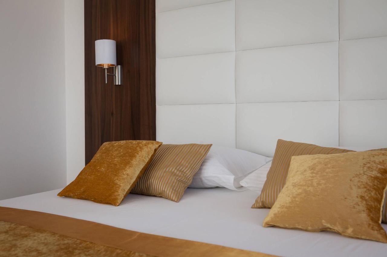 Hotel Perla Rogoznica  Luaran gambar